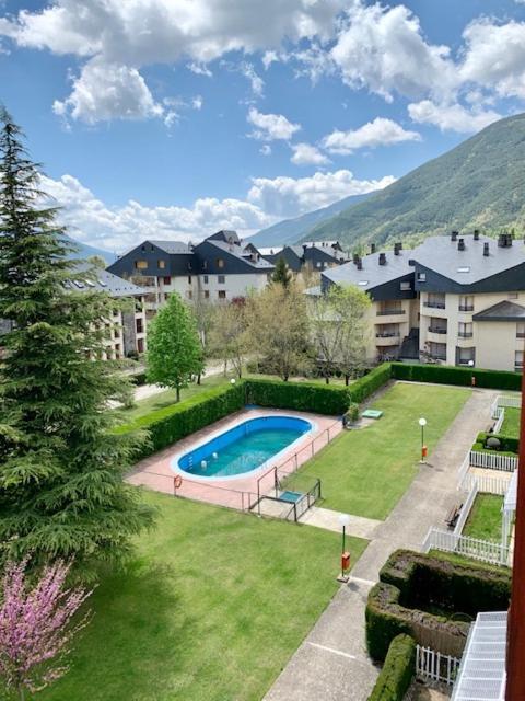 Atico En Biescas Con Piscina, Chimenea Y Garaje Apartment Ngoại thất bức ảnh